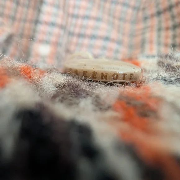 Houndstooth Alta - Woven Wool Blend - Picture 7 of 14